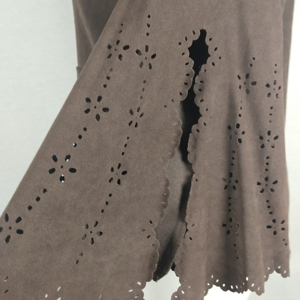 Roaman's Faux Suede top - Picture 7 of 10
